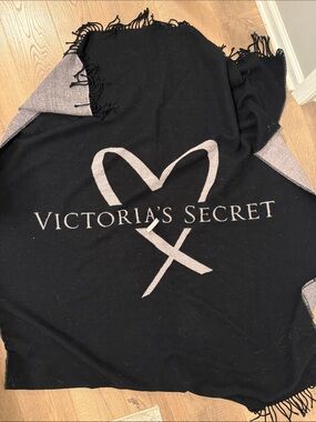 Victoria's Secret Black and Gray Heart Logo Throw
